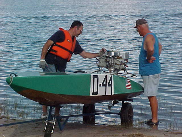 RC-dadsboat.JPG